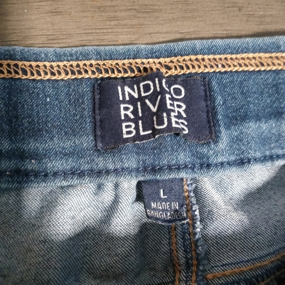 Jeans - Picture 2 of 2